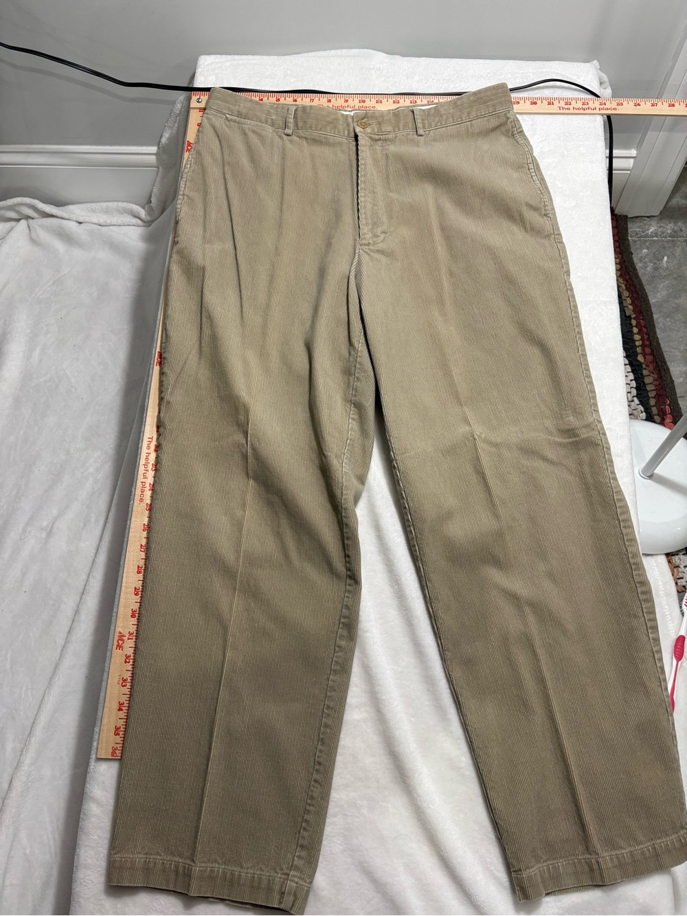 Structure Men's Classic Straight Fit Chino Pants - Tan